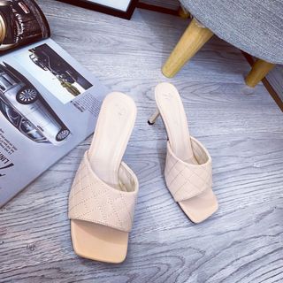 Dép gót nhọn s