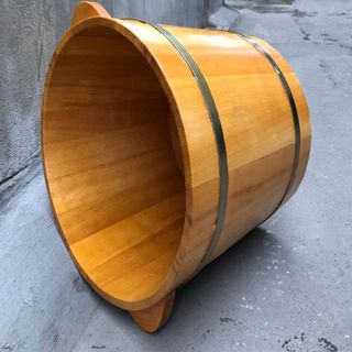 CHẬU NGÂM CHÂN CÓ HẠT MATXA GỖ THÔNG