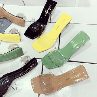 Dép gít bầu trong