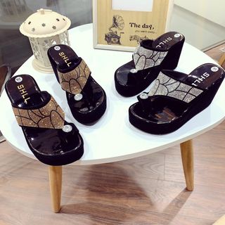 Dép kẹp cuồng xinh
