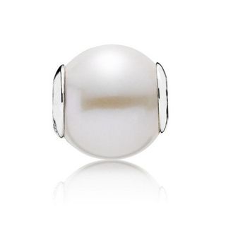 SỈ charm Essence 06