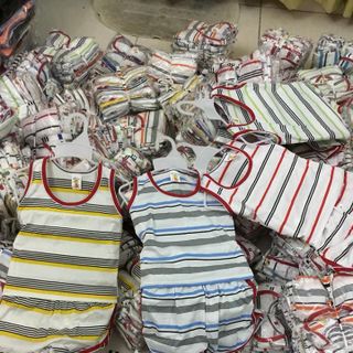 áo thun cotton 2 chiều mát mẽ dành cho bé trai