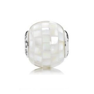 SỈ charm Essence 18