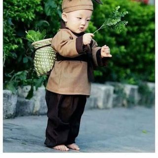 Set tiều phu bé trai