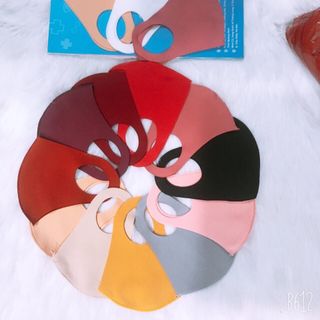 KHẨU TRANG VẢI POLY KHÁNG KHUẨN
