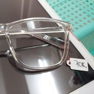 Mắt kính hàn quốc đẹp gọng trong tặng bao da khăn lau kính