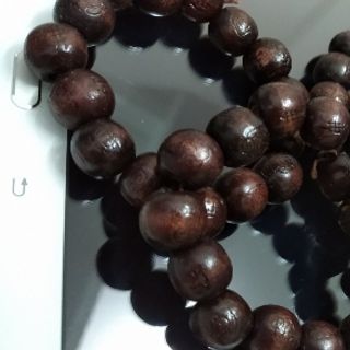 Chuỗi đeo tay gỗ đẹp