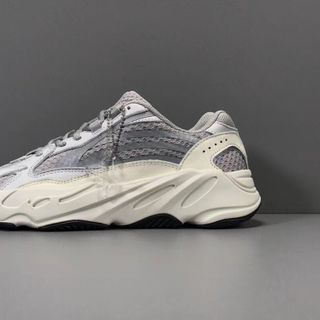 yeeyz 7000 phản quang