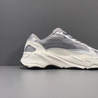 yeeyz 7000 phản quang