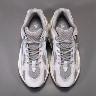 yeeyz 7000 phản quang