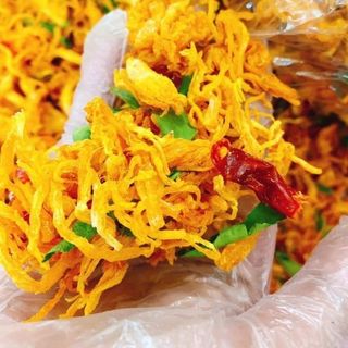 KHÔ GÀ LÁ CHANH