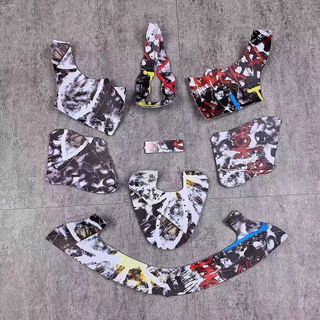 giày sneaker hoa cúc GD tróc sơn