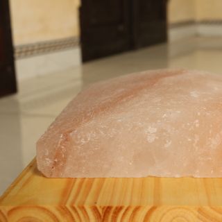 Hộp đèn đá muối đá cong đá hồng massge chân Tặng miễn phí thêm mỗi hộp 2 bóng đèn 40W - Giá gốc tại làng nghề sx