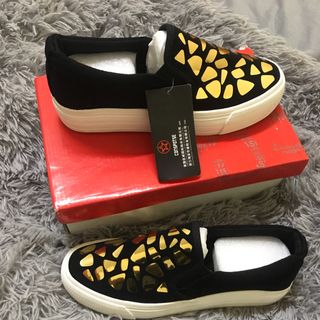 Thánh lý lô giày