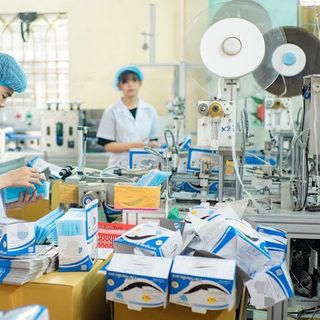 khẩu trang y tế 4 lớp kháng khuẩn