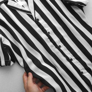 Áo Sơ Mi Nam sọc Cổ Vest