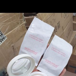 Phấn nước The Gift For You kèm theo 2 lõi phụ