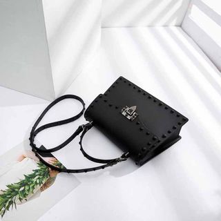 Túi xách nữ đinh nhọn size 19