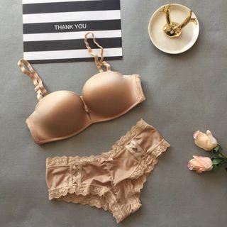 Bộ Lót VIC Siêu Nâng