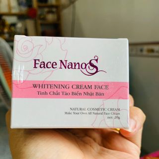 Kem dưỡng trắng da Sắc Hồng 100 Tinh chất tảo biển Nhật Bản