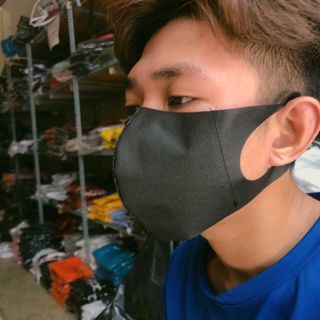 Khẩu trang vải không dệt kháng khuẩn có sẵn