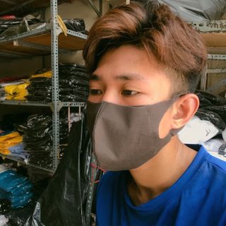 Khẩu trang vải không dệt kháng khuẩn có sẵn