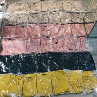 Váy lụa xoắn eo