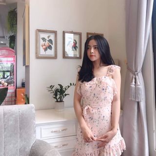 Váy xinh lên