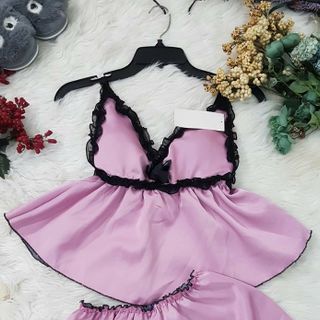 Đồ ngủ sexy