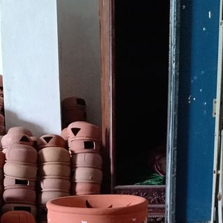 Niêu đất tràng an phố cổ hà nội dùng để đốt xông kháng khuẩnlọc không khí