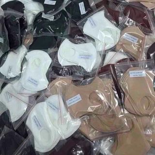 KHẨU TRANG VẢI POLY KHÁNG KHUẨN