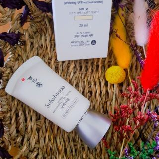 Kem chống nắng Sulwhasoo Snowise Brightening UV Protector SPF50/PA 20ml