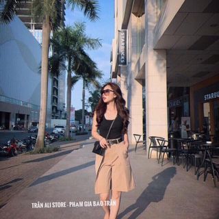 Quần ống rộng xếp ly to