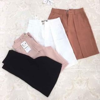 Quần ống rộng xếp ly to