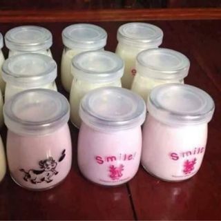 Hũ thủy tinh làm sữa chua có nắp đậy