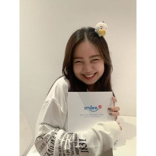 Smilee Trắng Răng Tại Nhà