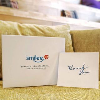 Smilee Trắng Răng Tại Nhà