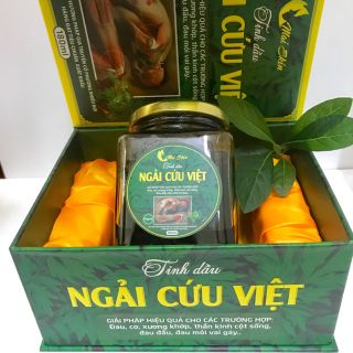 TInh dầu ngải cứu việt hộp 180ml
