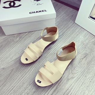 Giày sandal quai thu ne