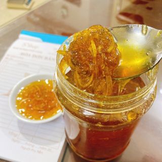 Tắt rim đường phèn sát khuẩn ngừa ho và nhiều lợi ích khác từ vỏ tắc