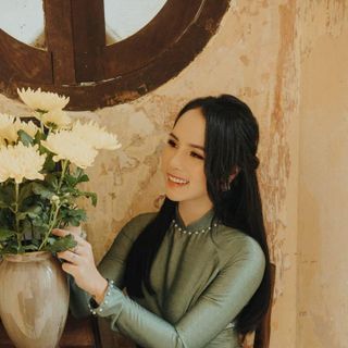 ÁO DÀI LỤA VÂN VIỀN NGỌC TRAI CAO CẤP