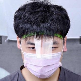 Miếng che mặt cho khách khi làm tóc