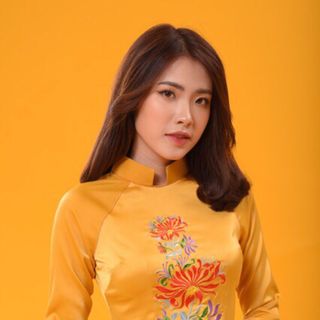 ÁO DÀI CÁCH TÂN KÈM CHÂN VÁY XẾP LY