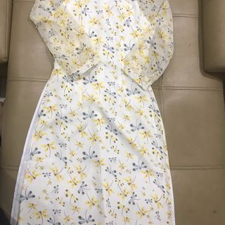 ÁO DÀI TƠ 4 TÀ CHUỒN CHUỒN VÀNG