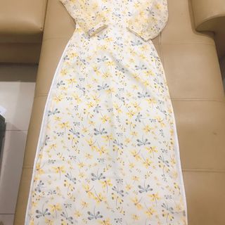 ÁO DÀI TƠ 4 TÀ CHUỒN CHUỒN VÀNG
