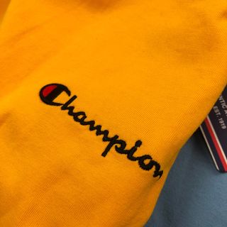 Tee Champion Xuất Chuẩn Auth