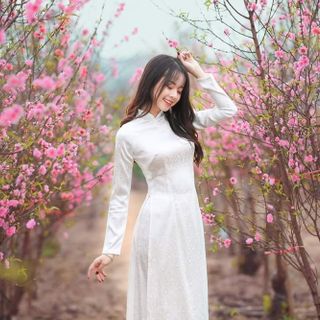ÁO DÀI GẤM TƠ TRẮNG