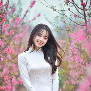 ÁO DÀI GẤM TƠ TRẮNG