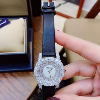 Đồng hồ nữ cao cấp CHOPAD L’HEURE DU DIAMANT