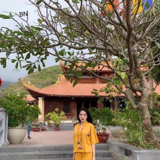 BỘ ĐỒ ĐI CHÙA CỔ V THÊU SEN